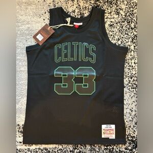 Mitchell & Ness Larry Bird Celtics Dynamic Swingman Jersey - Large